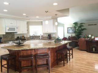 8431 Foothill St, Anaheim CA  92808-1207 exterior