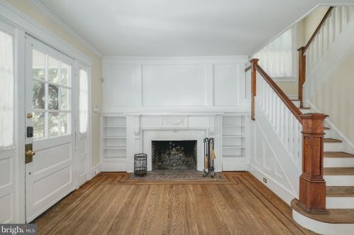 409 Warwick Rd, Tavistock NJ 08033-3829 exterior