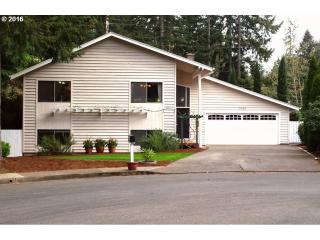 7540 Dunsmuir Ln, Beaverton OR  97007-5963 exterior