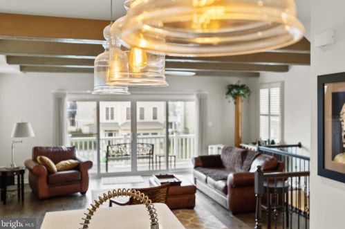 353 Marina Ave, Aberdeen MD  21001-4204 exterior