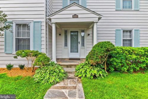 6499 Main St, The Plains, VA 20198-2248