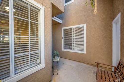 889 Sapphire Ln, Anaheim CA  92807-4864 exterior