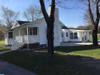 2330 Oak Rd, Vineland, NJ 08361-2508