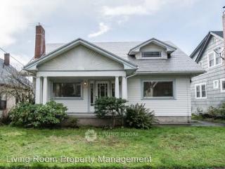 1965 23rd Ave, Portland OR  97210-2532 exterior