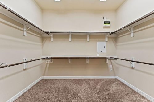 2042 Brodie Ln, Conroe TX  77301-7246 exterior