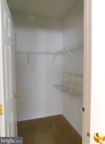 203 Meadowlark Dr, Trenton NJ  08690-3569 exterior