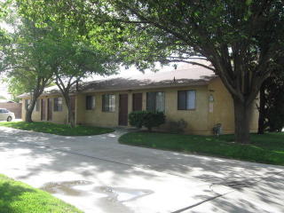 38646 4th St, Palmdale, CA 93550-7203