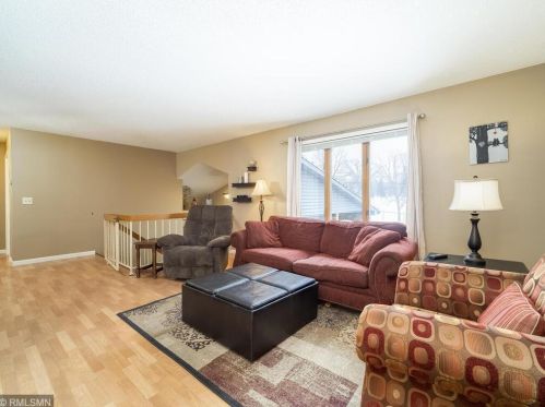 1889 Edgerton St, Saint Paul MN  55117-2447 exterior
