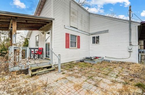 6026 Springfield Xenia Rd, Springfield OH  45502-8137 exterior