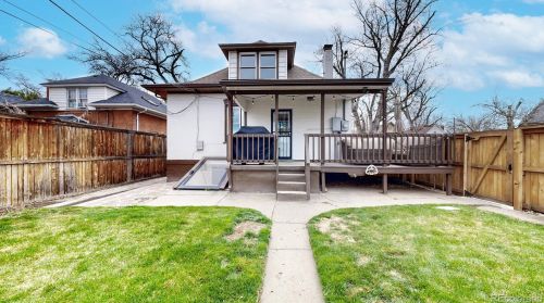 993 Emerson St, Denver CO  80218-2715 exterior