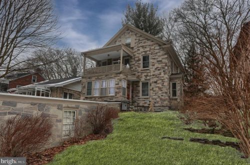 638 State St, Lancaster PA  17603-2641 exterior