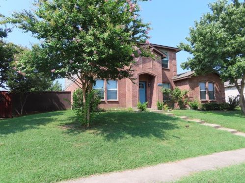 2525 Barksdale Dr, Rockwall TX  75032-7381 exterior