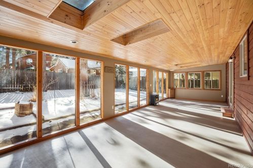 251 Gunnison Ave, Woodland Park CO 80863-1362 exterior