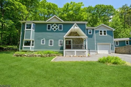 317 Glen Rd, Sparta, NJ 07871-3145