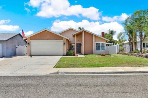 9736 Kenesaw Ct, Santee, CA 92071-2801