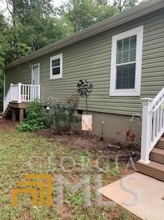 35 Hillandale St, Newnan, GA 30263-5262