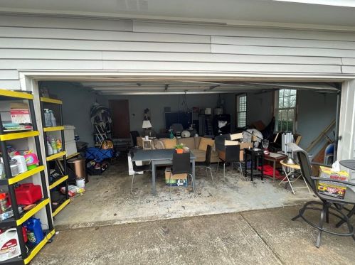 5444 Barrwyn Dr, Rex GA 30273-1396 exterior