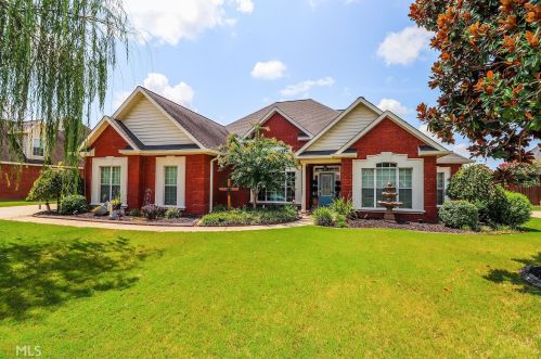 129 Roseine Dr, Warner Robins, GA 31088-8562