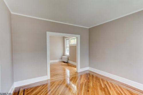 66 Van Ness Ter, Maplewood NJ 07040-3343 exterior