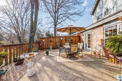 2930 Waterfront Dr, Garland TX  75042-4810 exterior