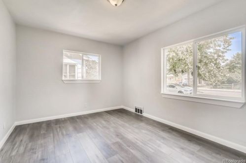 1733 Oakland St, Denver CO  80010-2823 exterior