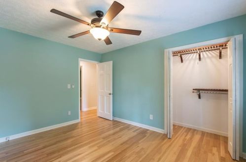6769 Lockridge Dr, Atlanta GA  30360-1555 exterior