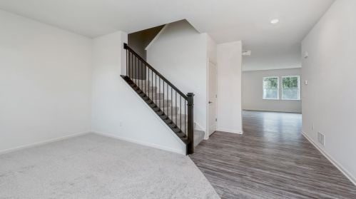 2213 Rosehall Dr, Joliet, IL 60431-4551