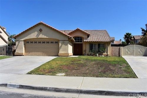 9162 Mandarin Ln, Riverside, CA 92508-6446
