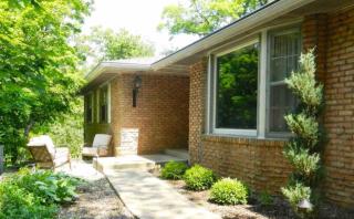 9021 Picture Ridge Rd, Peoria, IL 61615-1742