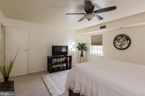 85 Valleybrook Dr, Lancaster PA  17601-4612 exterior