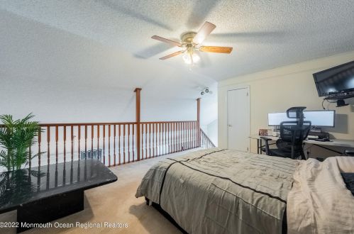 62 Des Moines Ct, Tinton Falls NJ 07712-3188 exterior