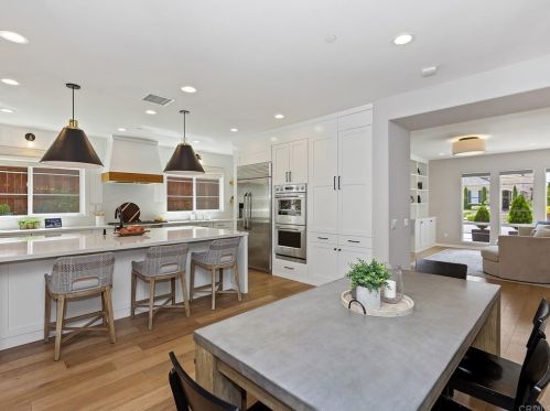 955 Tucana Dr, San Marcos, CA 92078-2827
