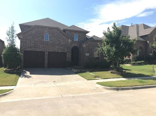 408 Paluxy Dr, Irving TX  75039-3358 exterior