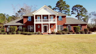 270 Hayden Ln, Jesup, GA 31545-3155