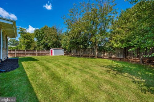 1306 Leister Dr, Silver Spring MD 20904-1547 exterior