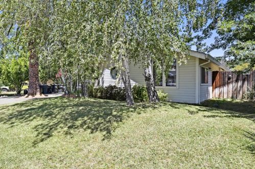 5206 Kauai Way, Fair Oaks, CA 95628-3715
