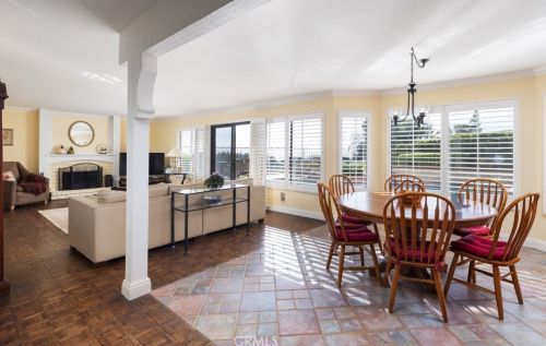 7061 Country Club Ln, Anaheim CA  92807-4413 exterior