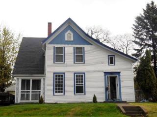 1405 Leclaire St, Davenport IA  52803-4426 exterior