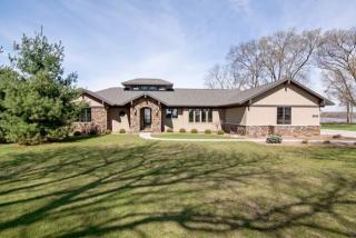 16436 River Rd, Cordova, IL 61242-9795