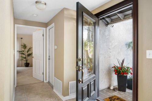 7820 Woodsboro Ave, Anaheim CA  92807-2434 exterior