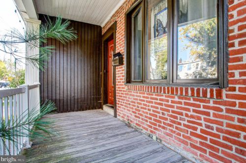 1122 Bleigh Ave, Philadelphia, PA 19111-3652