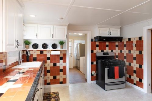 8275 Glen Arbor Rd, Ben Lomond, CA 95005-9744