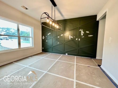 3369 Roanoke Rd, Lagrange, GA 30240-8211
