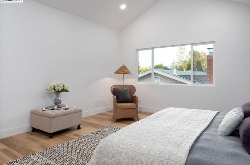 1889 Morello Ave, Concord CA  94523-1718 exterior