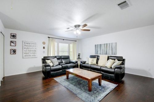 11217 Blairview Ln, Austin TX  78748-3964 exterior