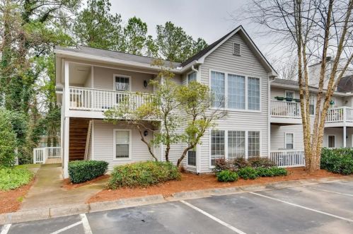 505 Gettysburg Pl, Atlanta, GA 30350-3033