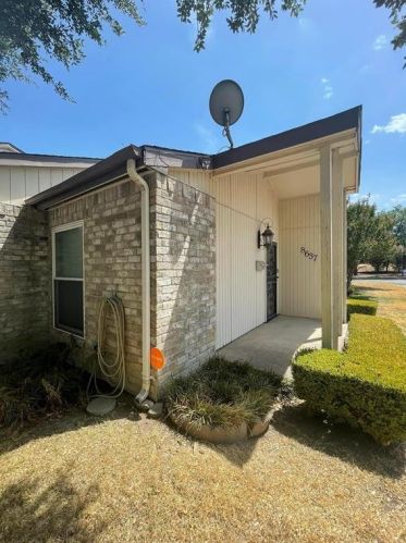 8637 Normandale St, Fort Worth TX  76116-4814 exterior