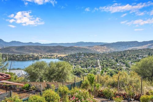 16673 Buckhorn Rd, Middletown, CA 95467-8212