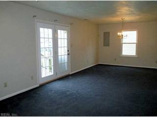 734 31st St, Norfolk VA  23508-3029 exterior