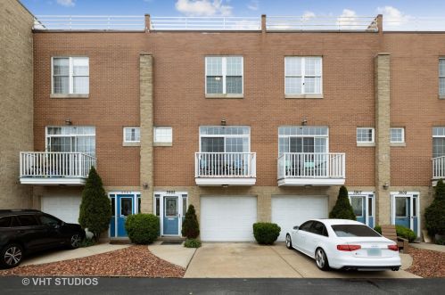 3905 Shakespeare Ave, Lyons, IL 60534-2142